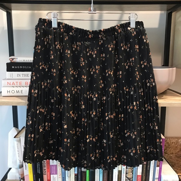 Vintage Dresses & Skirts - 🌿Vintage Paul Harris Design Floral skirt